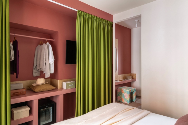 Bright superior room with warm colors and design details – The 4 Rooms, BZAR hotels in Rome